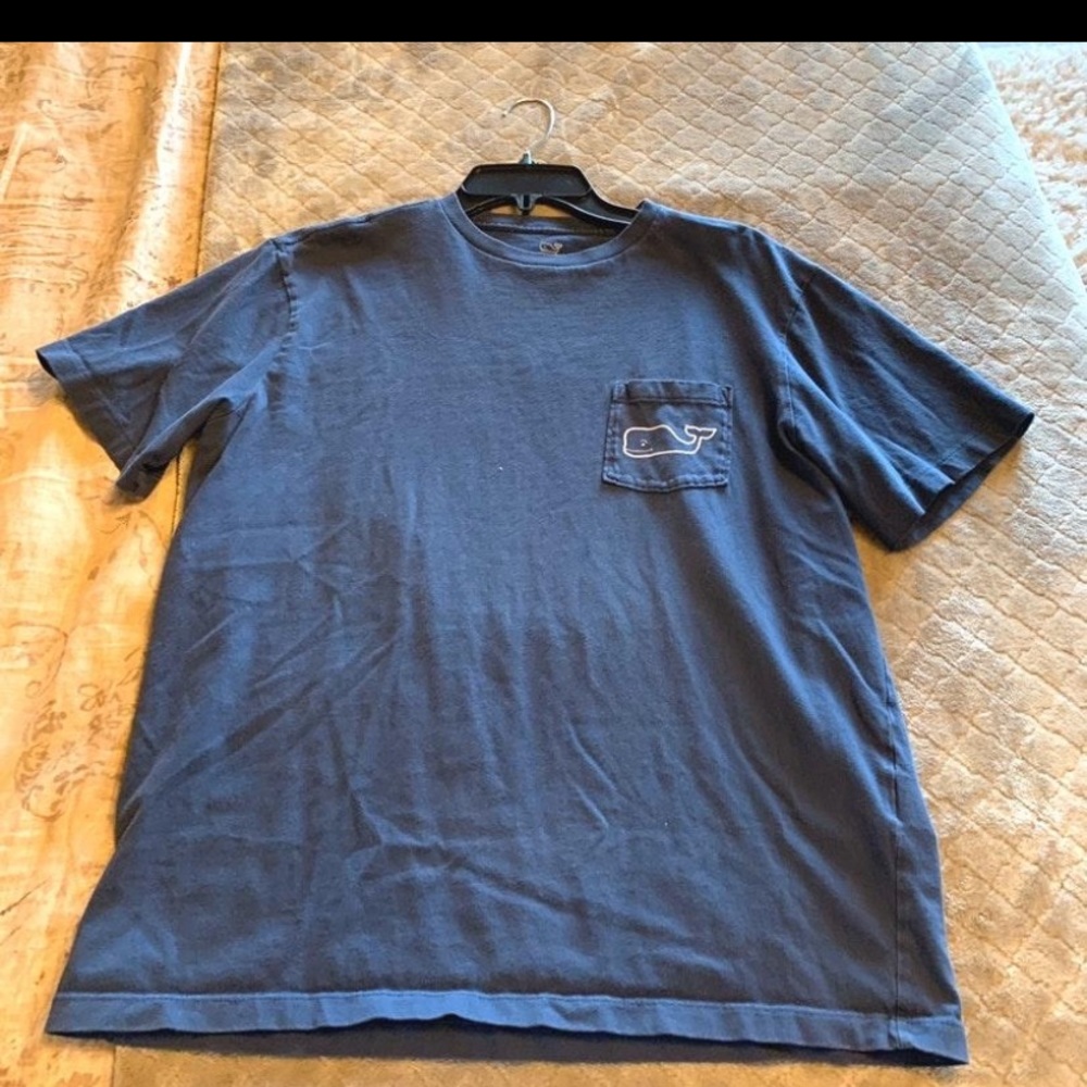 Vineyard Vines Blue tshirt